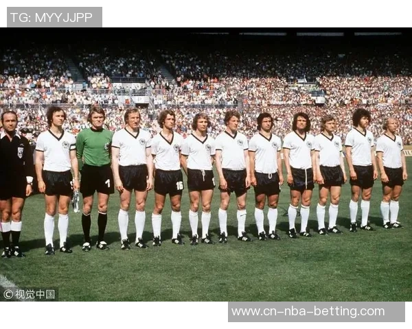 世界足球运动员的辉煌历程与未来发展趋势探讨 世界足球运动员的辉煌历程与未来发展趋势探讨